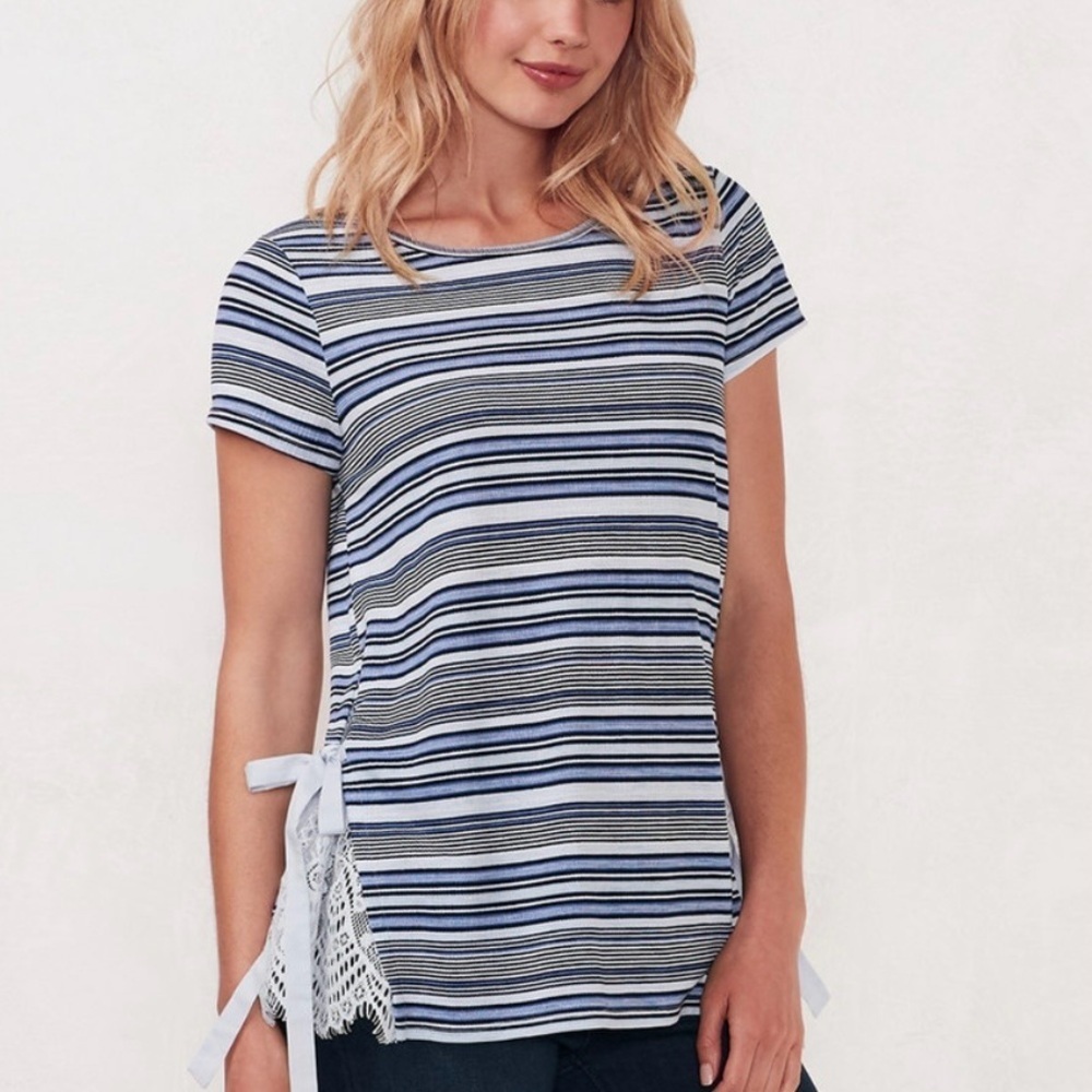 LC Lauren Conrad Women’s Inset Lace Tee Size S